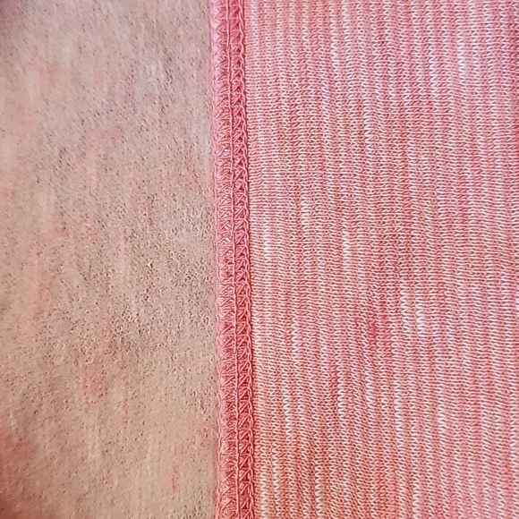 Victoria Secrets NWT. Lightweight top. Pink size‎ 1, 8-10 envelope zipper - Picture 12 of 13